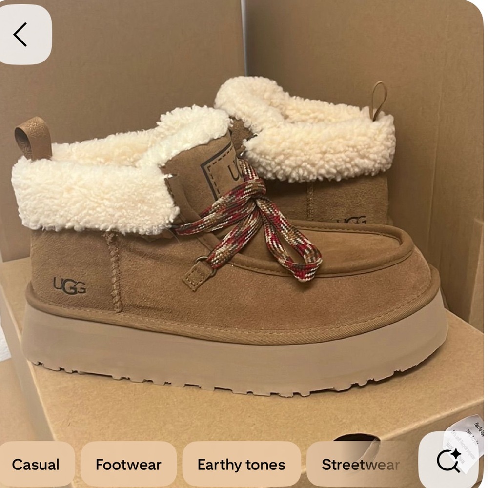 UGG® Funkarra Cabin Cuff (Women) boots